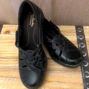 Clarks Bendable Black Shoes .